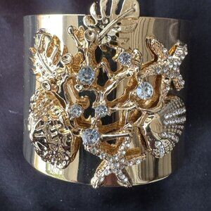 Lilly Pulitzer Gold CZ Beachcomber Cuff Bracelet Gold Metallic 2" NEW GIft Bag